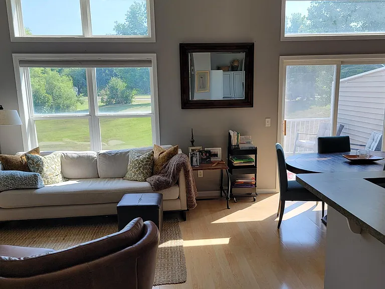 7648 Century Ct — Photo 3