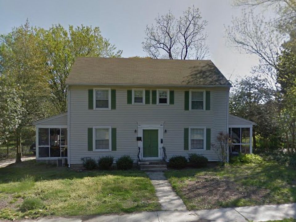 1st image of 414 S Washington St