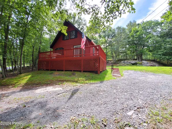 130 Granite Dr, Hawley, PA 18428