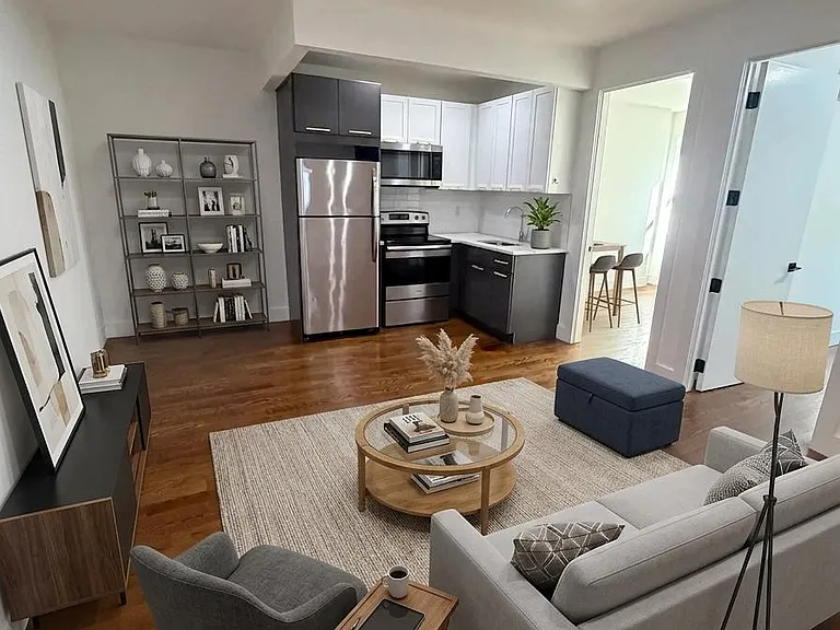 2527 Cortelyou Rd #3 — Photo 1