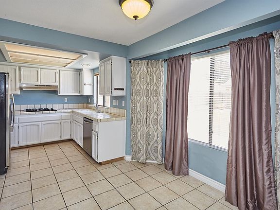 5th image of 14018 Driftwood Dr