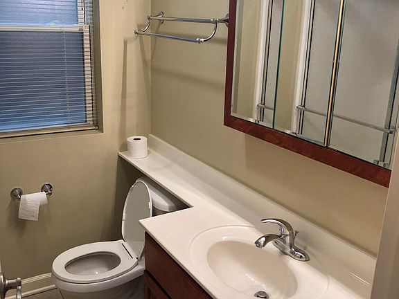 2nd image of 7177 W Grand Ave
