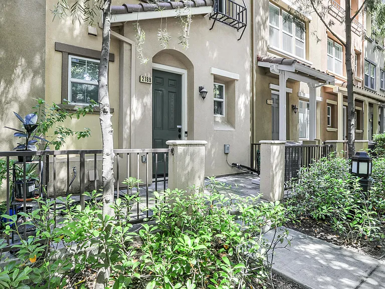 2189 Beech Cir #1 — Photo 12