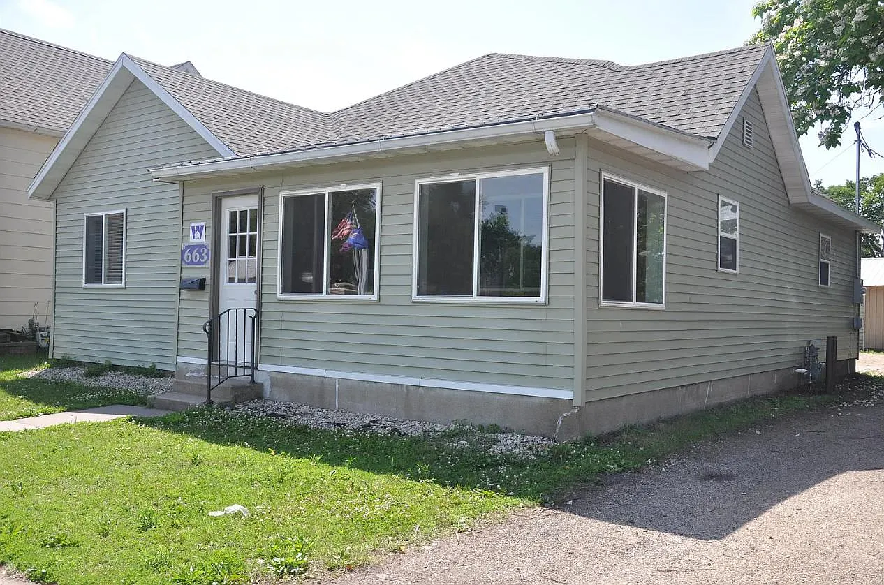 5 bed, 1528 sqft, $1,900 — Photo 3