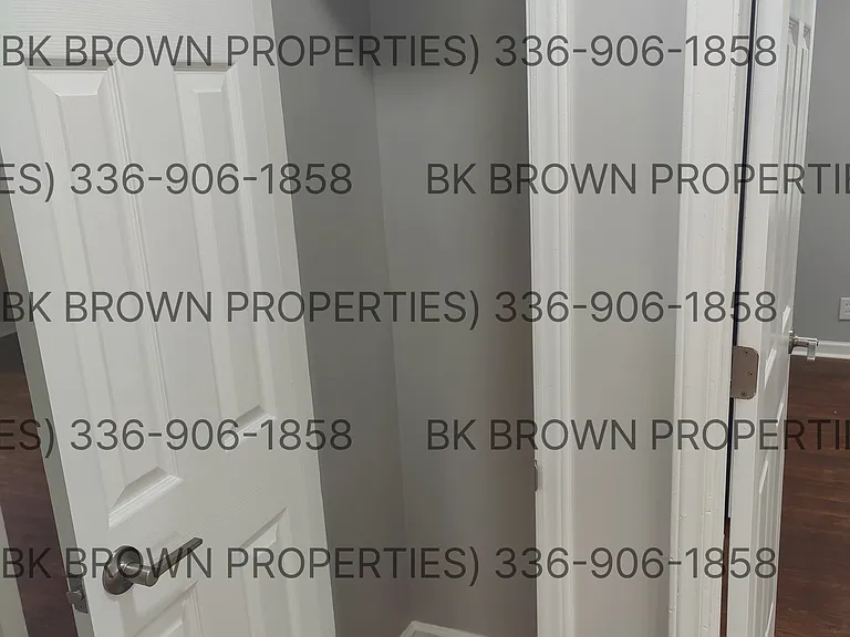 2115 Friends Ave — Photo 13