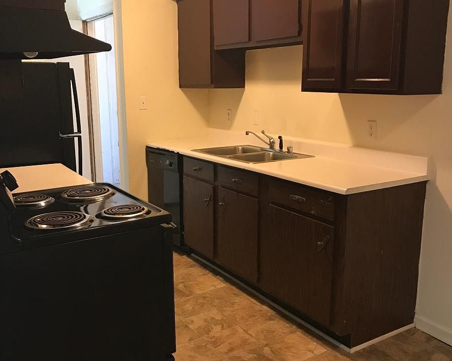 2nd image of 2039 Jeffrey Ct APT 7