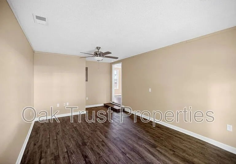 103 Cambell Ct — Photo 23