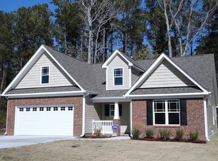419 Peregrine Ridge Rd, New Bern, NC 28560