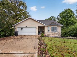 1407 Saint Andrew St, Columbia, MO 65203