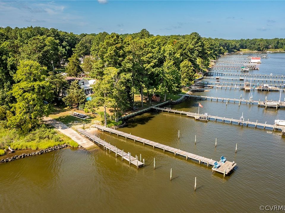 2nd image of 8139 Riverview Dr