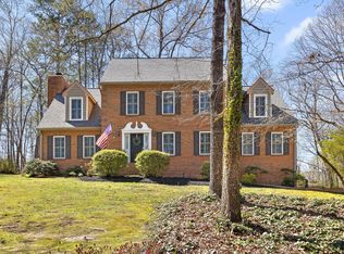 9023 Finney Point Dr, Ooltewah, TN 37363