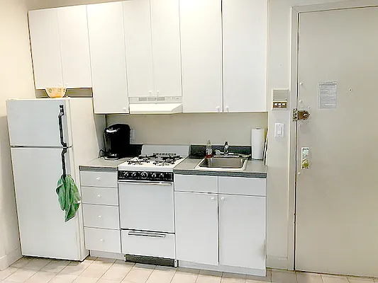 Rented by AJ Clarke | media 5