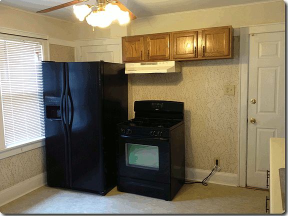 lower kitchen view 2