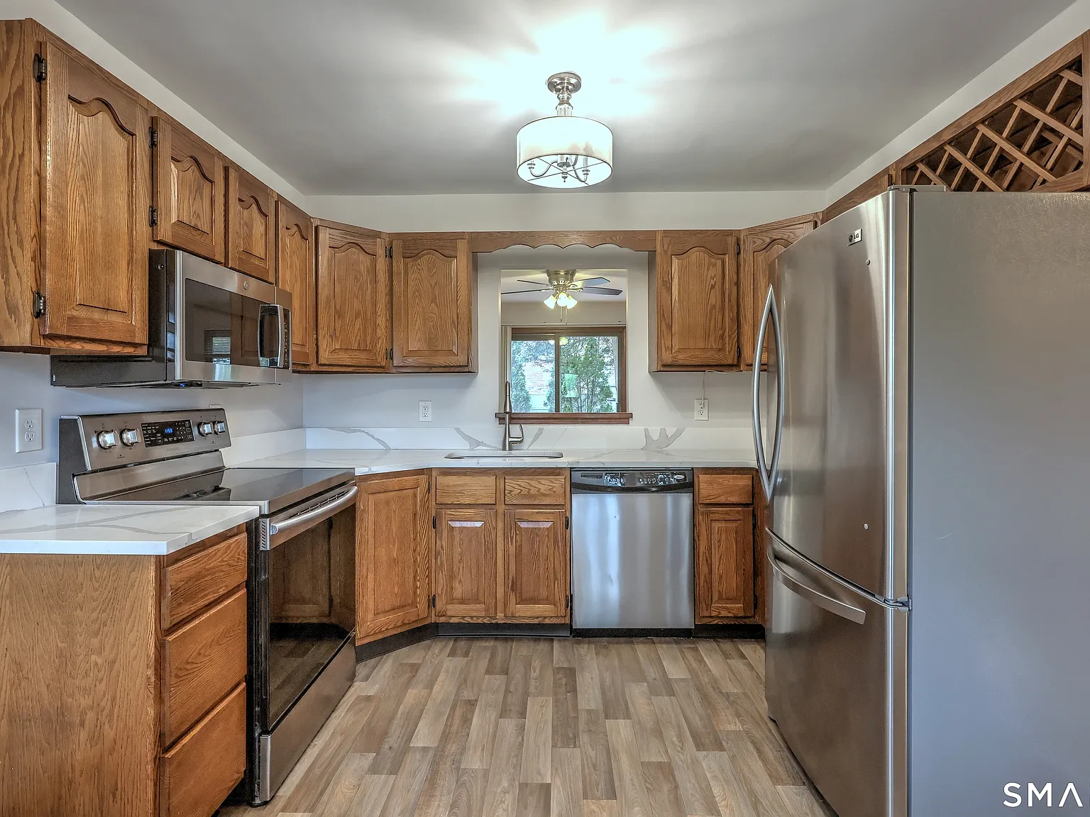 2 bed, 2.5 bath, 1620 sqft, $2,600 — Photo 4