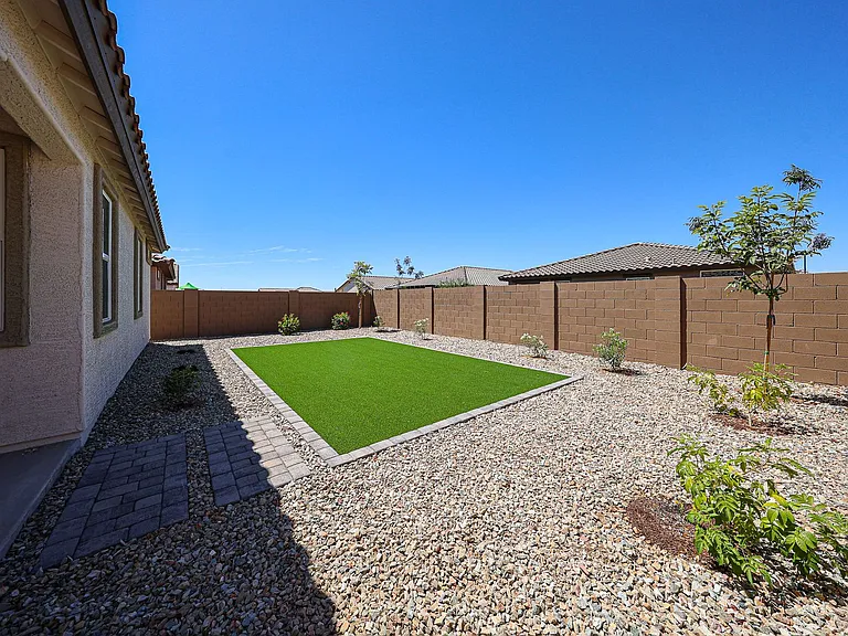 17351 W Gray Fox Trl — Photo 39