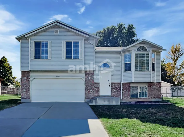 2663 W 3900 S, Roy, UT 84067