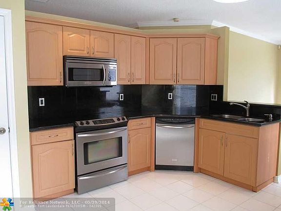 3rd image of 6371 NW 38th Dr