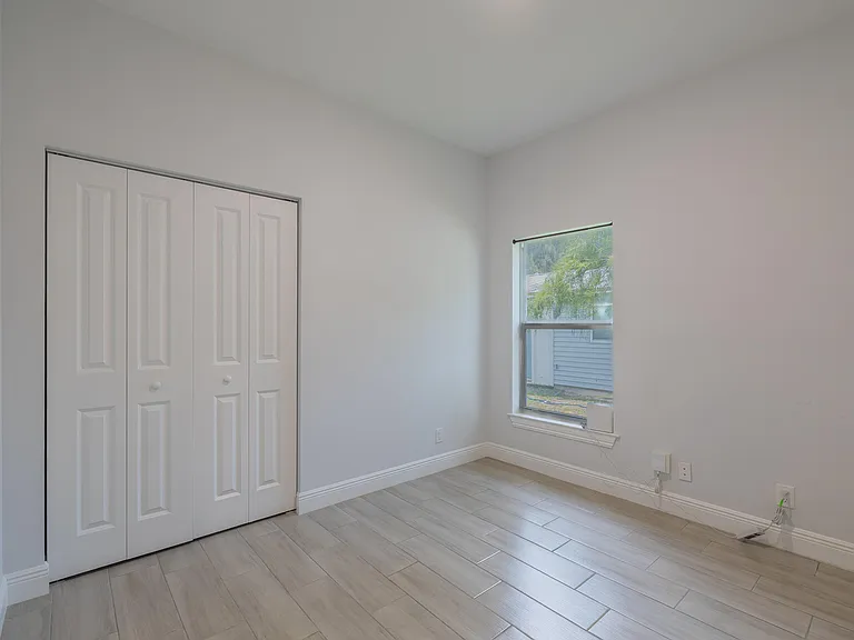 2240 84th Ct — Photo 11