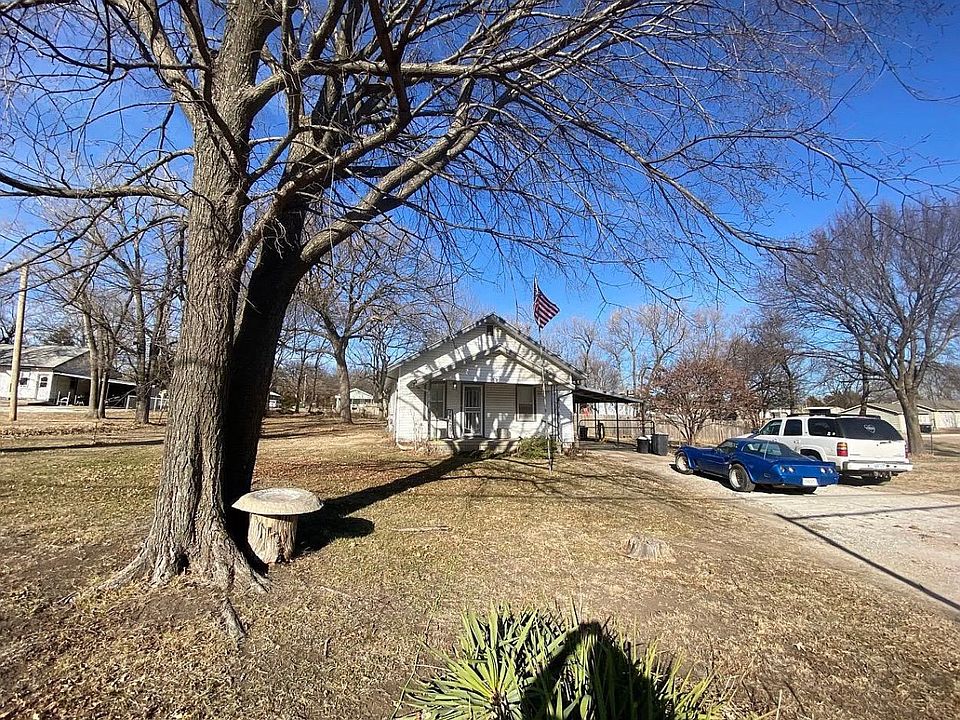 1st image of 2012 Simpson Ave