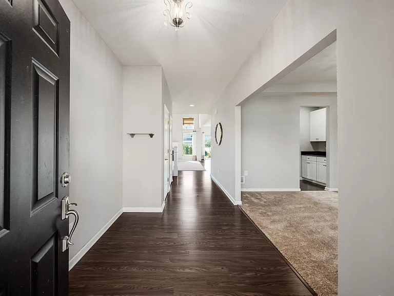 1082 Treeline Way — Photo 5