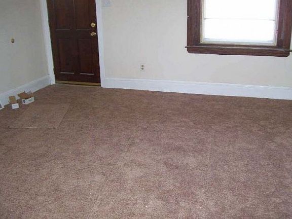 5th image of 6749 Glenloch St