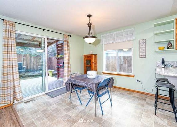4th image of 3031 57th Ave SE