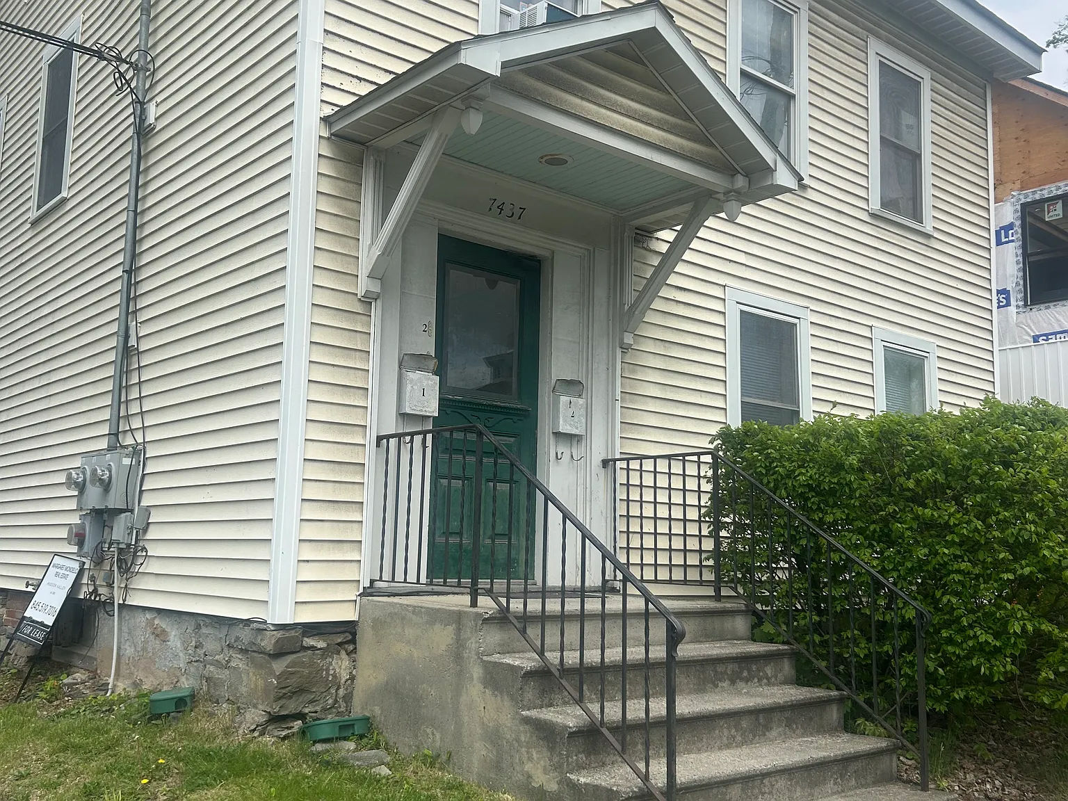 3 bed, 1200 sqft, $2,700 — Photo 1