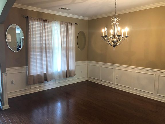 2nd image of 3316 Orange Blossom Ln