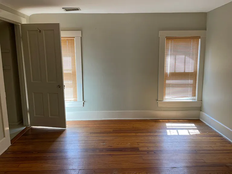 2139 Baringer Ave — Photo 19
