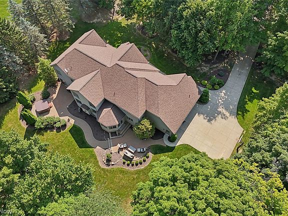 3rd image of 1185 Kings Ridge Blvd