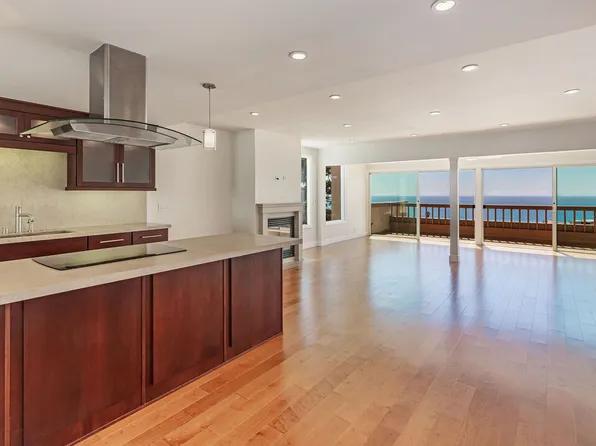 23914 De Ville Way APT D, Malibu, CA 90265