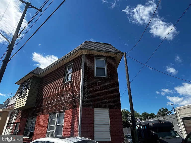 1860 Wakeling St #1 — Photo 10