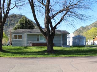 206 3rd Ave W, Superior, MT 59872