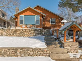 12805 Sycamore Point Dr, Plainwell, MI 49080