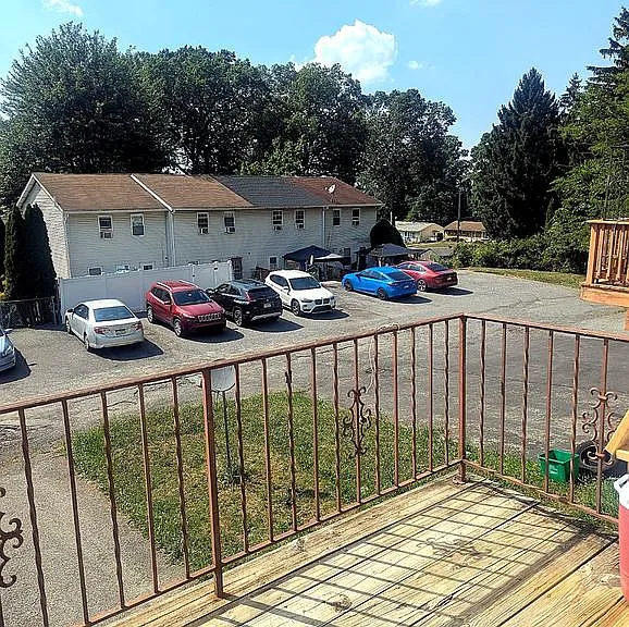 2825 Rhonda Ln — Photo 14