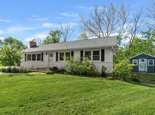 639 Meyer Ct, Aurora, IL 60506