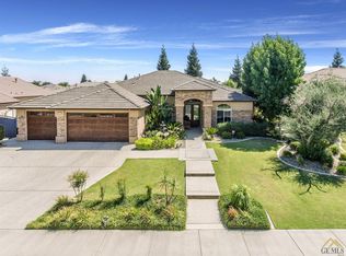 9911 Carbondale St, Bakersfield, CA 93314