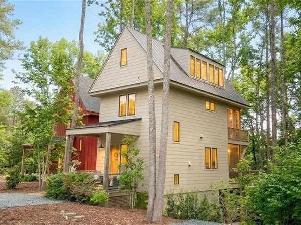 110 Arcadia Ave, Fayetteville, GA 30214