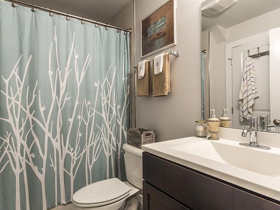 3rd image of 1221 Mount Vernon St #2BDR