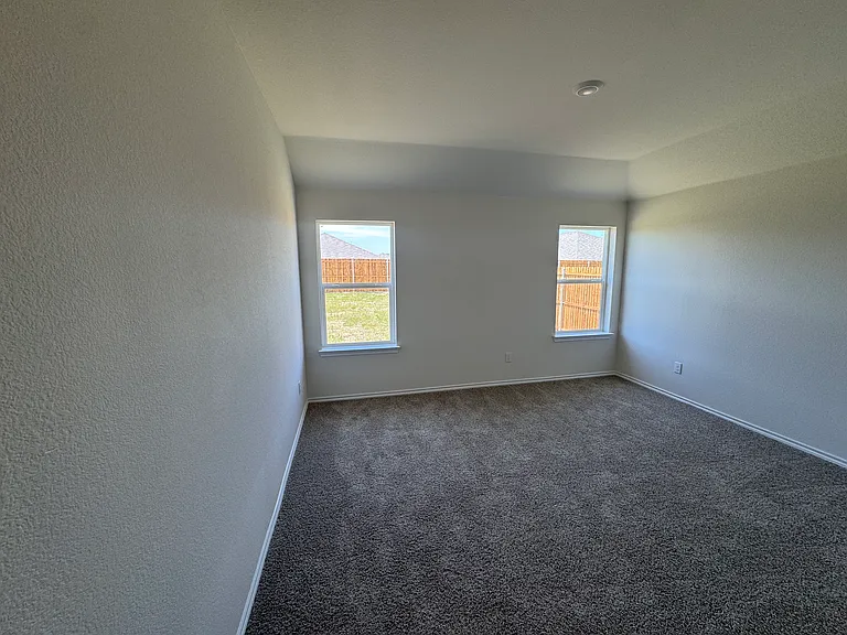 4008 Pinebluff Ln — Photo 11