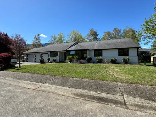 365 Merritt Place NE, North Bend, WA 98045