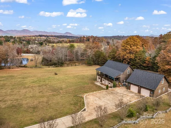 557 Emerald Pkwy, Rutherfordton, NC 28139