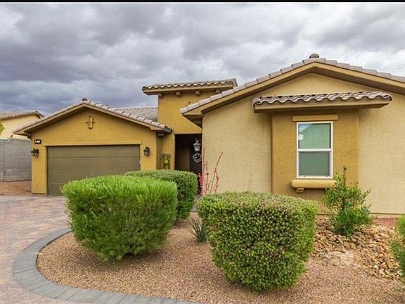 2nd image of 2556 Coral Sky Ct