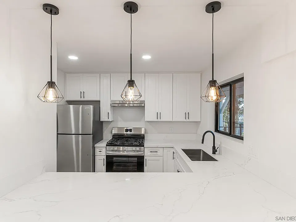 2366 Almeria Ct