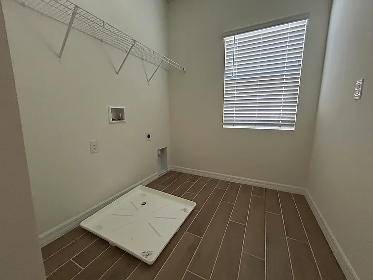 1551 NW 136th Blvd — Photo 12