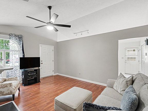 3rd image of 2149 Wilkes Way