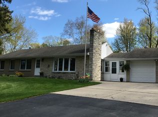 15865 Vernon Dr, Brookfield, WI 53005