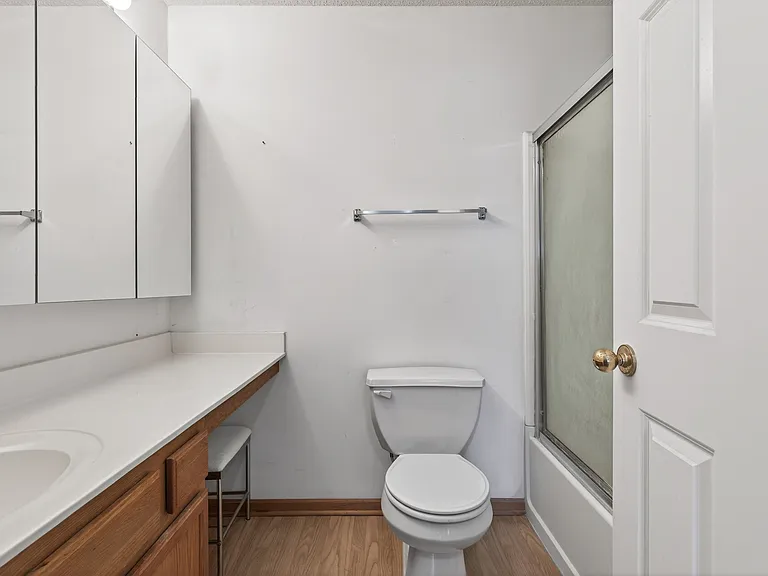 5130 Holly Ln N — Photo 22