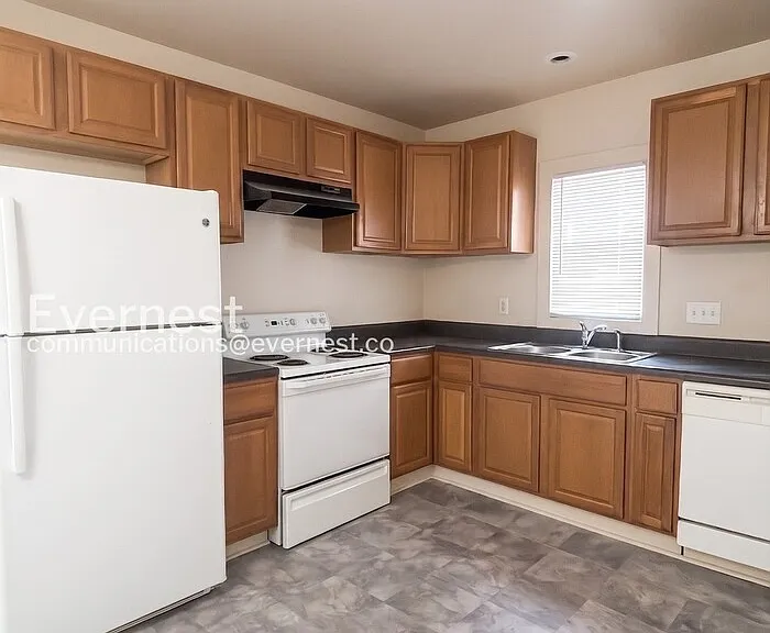 3100 E Marshall St #A — Photo 5