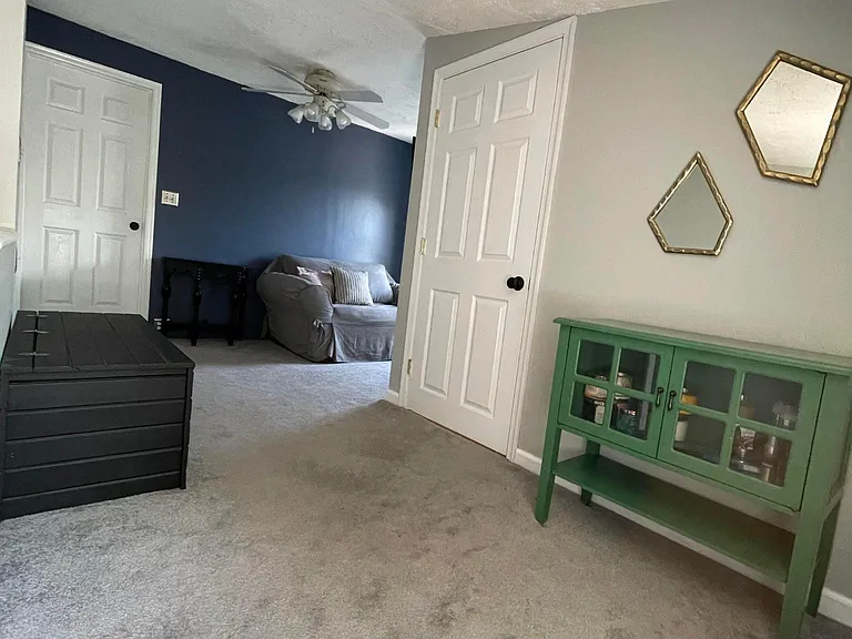 459 Delmar St — Photo 34